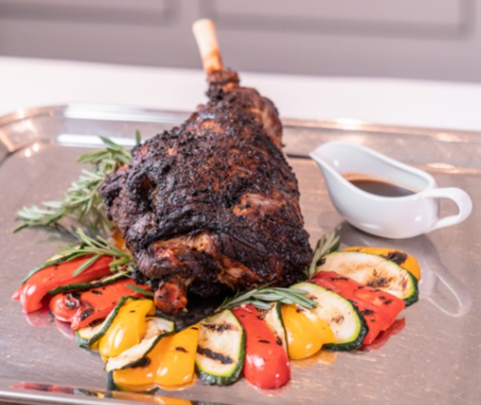 Tablescape Easter - Roasted Lamb Leg